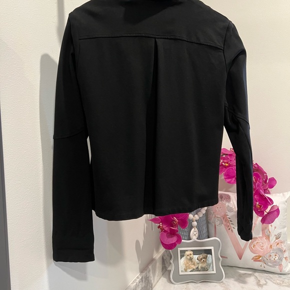 Michael Stars black jacket adorable! (large) - Picture 2 of 4